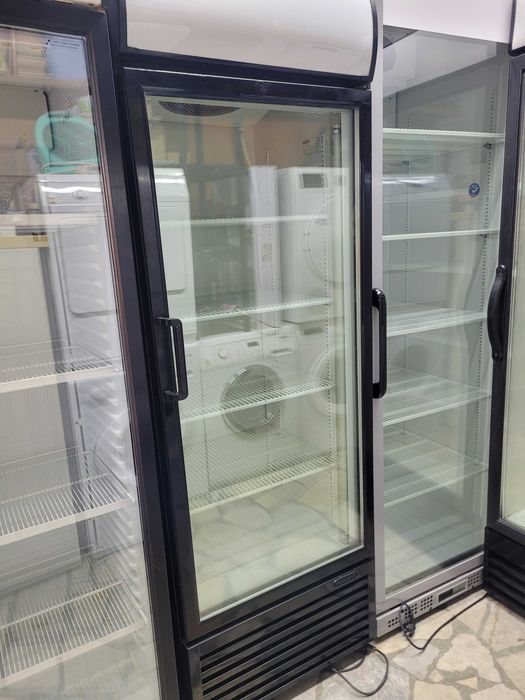 Хладилна Витрина
