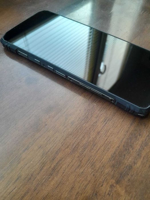 DOOGEE Blade 10 / Ударо и водоустойчив смартфон / В отлично състояние!