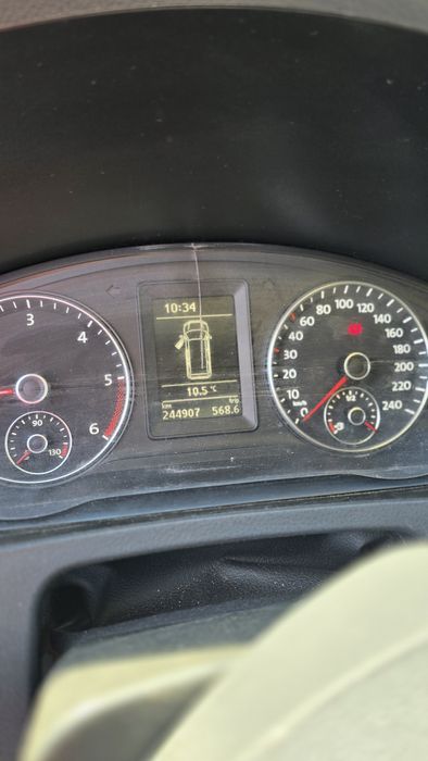 VW Transporter T5 2.0 TDI 2011 utilitară