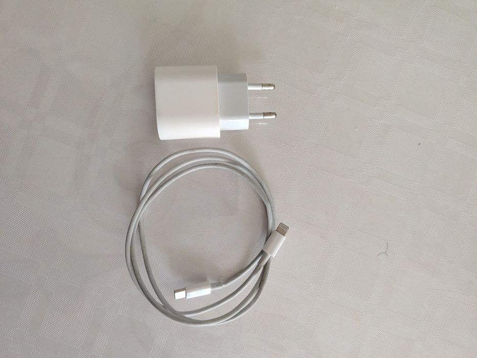 Zaryadka ayfon original 25w