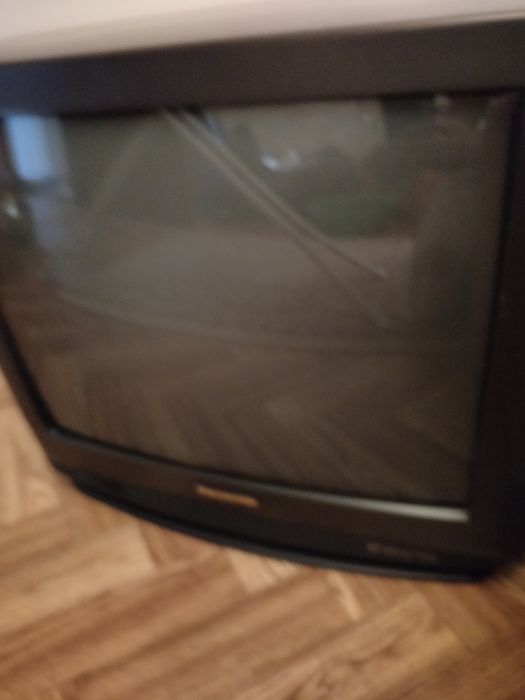 Продам телевизор