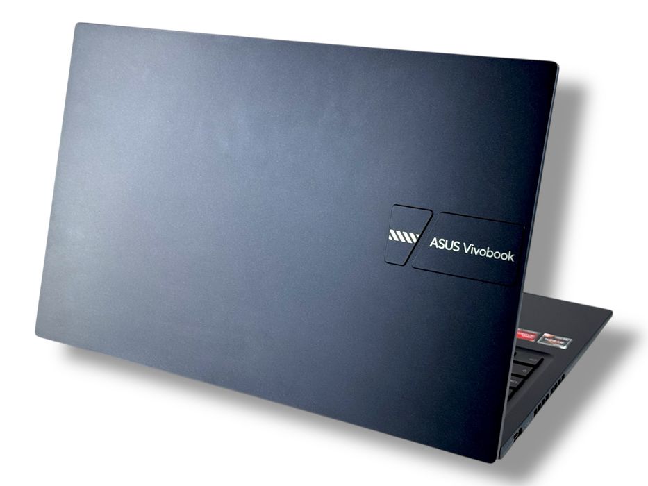 НОВ! ASUS Vivobook 15 Full HD Ryzen 5 7430U 16RAM 1TB SSD AMD Radeon