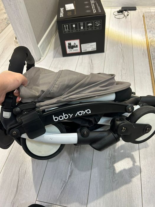 Коляска в отличном состоянии