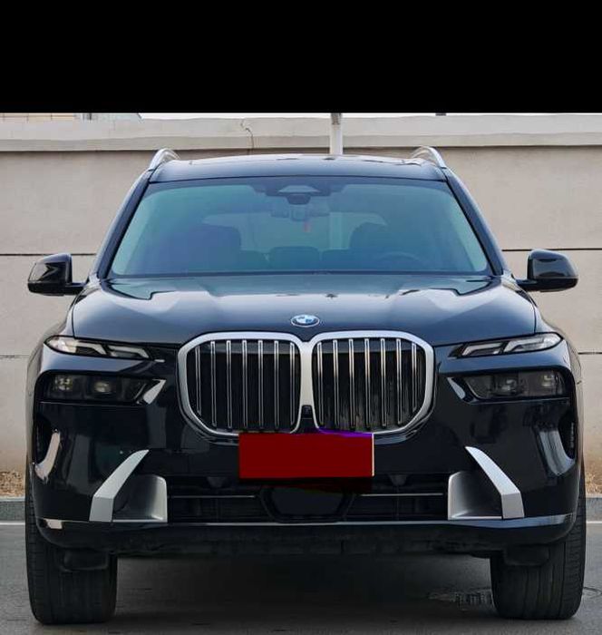 СРОЧНО Продается BMW X7 40i идеальном состоянии