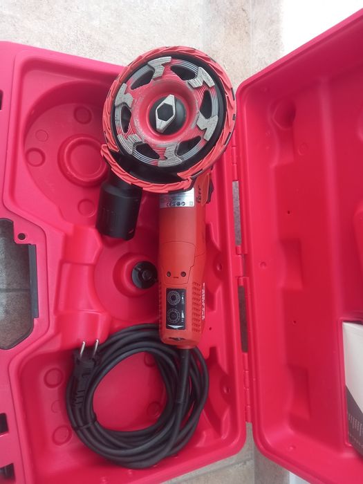 Masina de slefuit beton