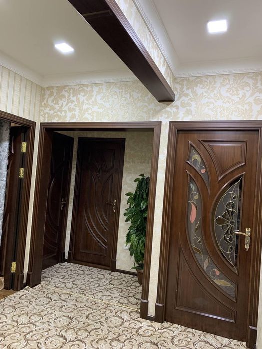 Продаётся 5-комн квартира