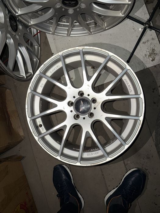 Продам диски с резиной R19