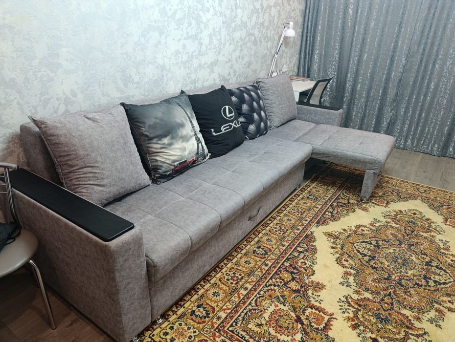 Продам раскладной диван