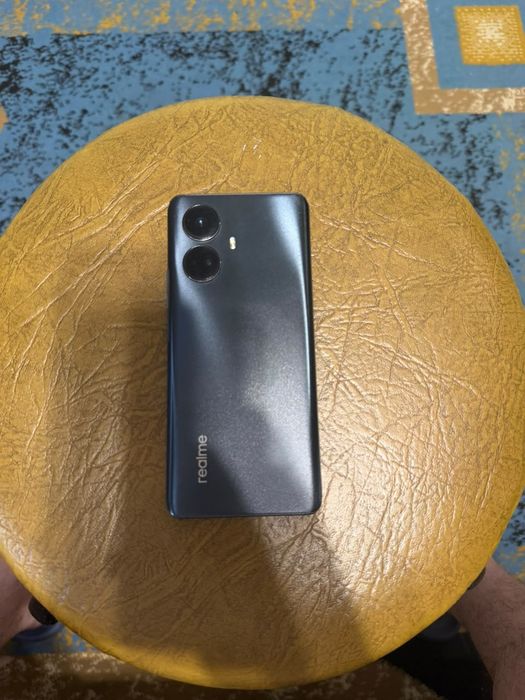 Продаю Realme 10 pro + 5G.