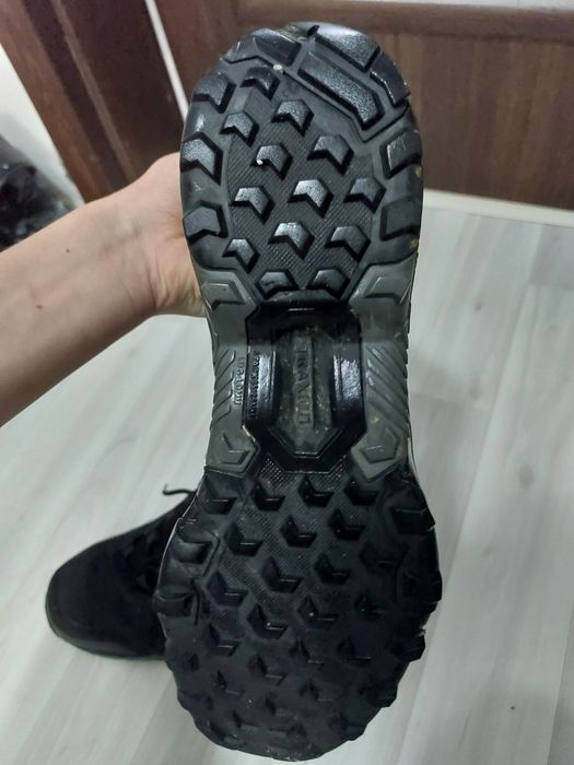 Обувки Adidas eastrail