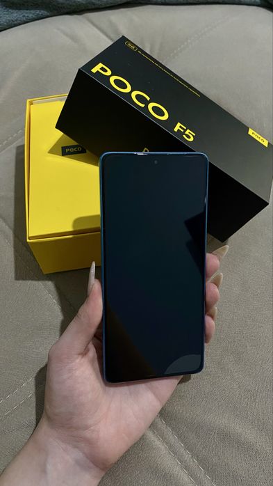 Сматрфон POCO F5