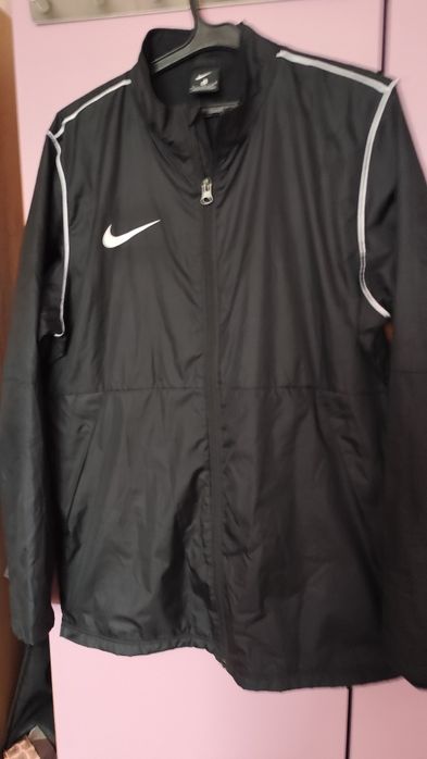 Яке ветровка М размер