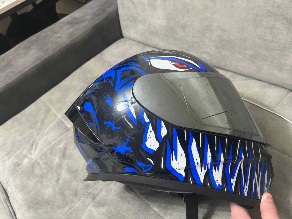 Мотоциклетный шлем