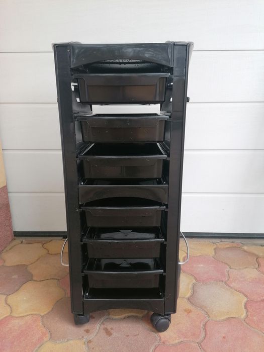 Vând casca coafor, ucenic, scaun coafor, scaun pedichiura scafa 16 l.