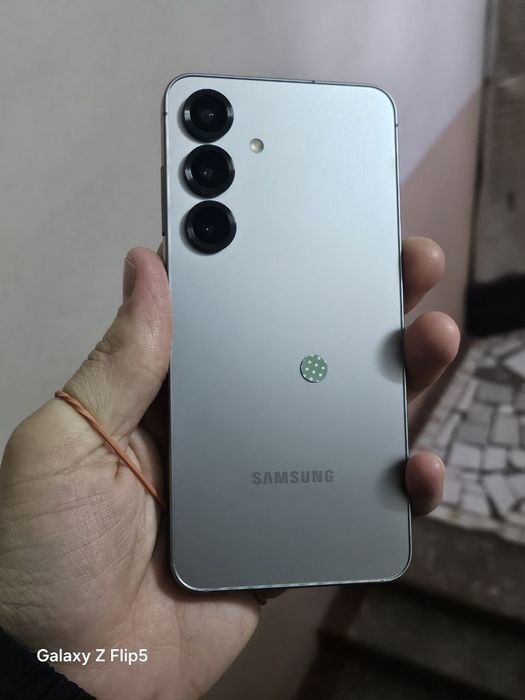 Samsung s25   12ga 512gb 256GB