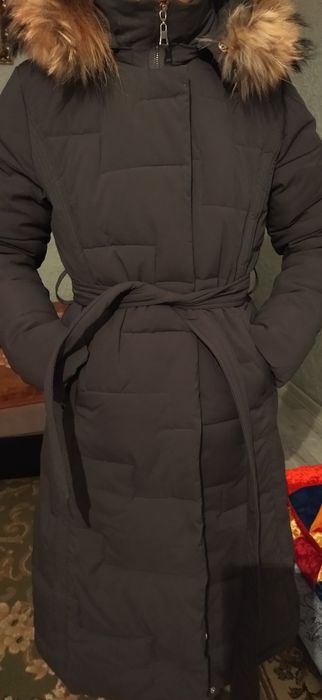 Продам куртку для девочки