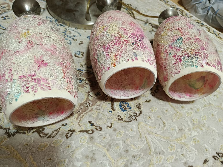 продается турецкий люстра ручного изделия.