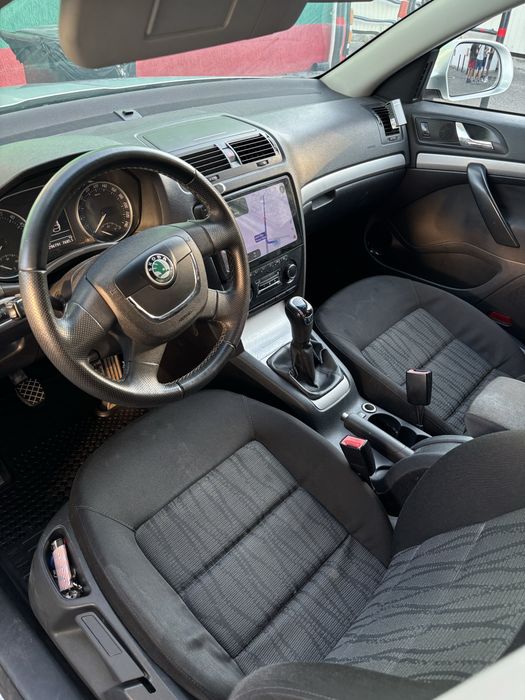 Skoda Octavia 2 Facelift 1.6 TDI 105 CP | Întreținută  | Consum 4,5%