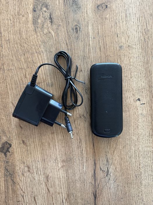 Nokia 1202 uz imedan otgan