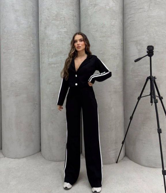 Compleu damă diferite modele