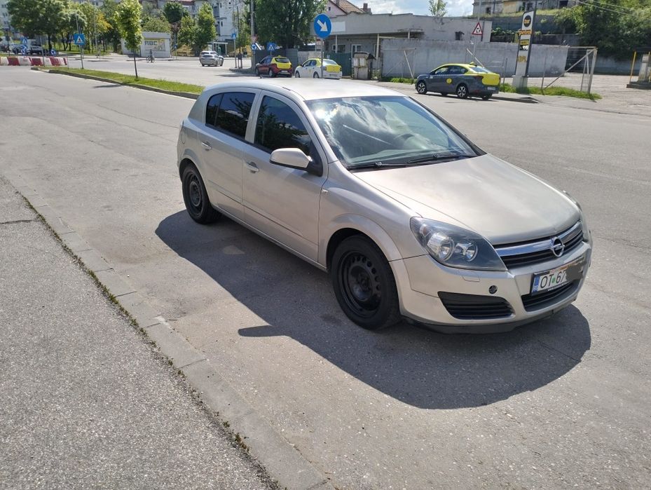 Opel Astra H. Motor 1.7-Diesel