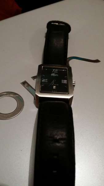 часовник лакоста