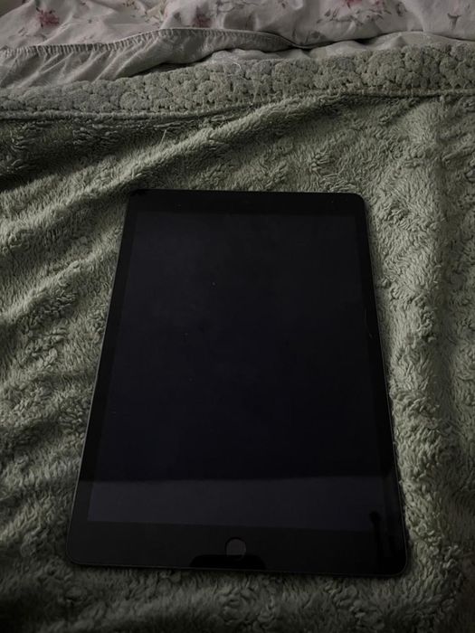 Ipad 9th в отличном состоянии