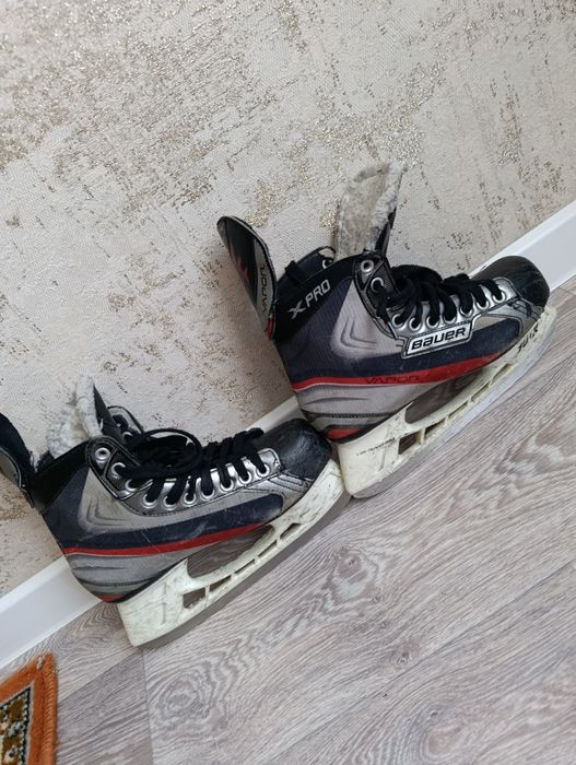 Коньки мужские Bauer
