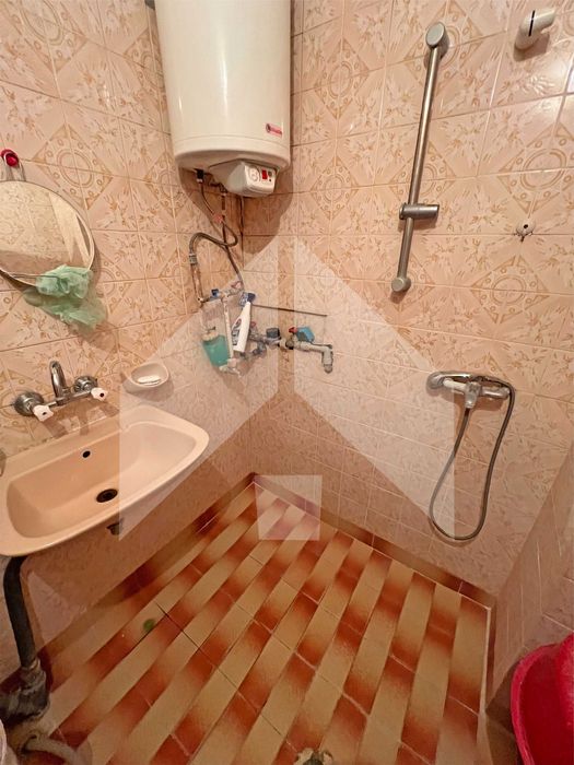 Продава се Четиристаен апартамент в Нови пазар - 113 кв.м за 722 €/кв.м - Снимка #16