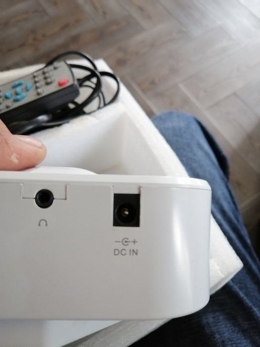 proiector led multimedia 8K cu android