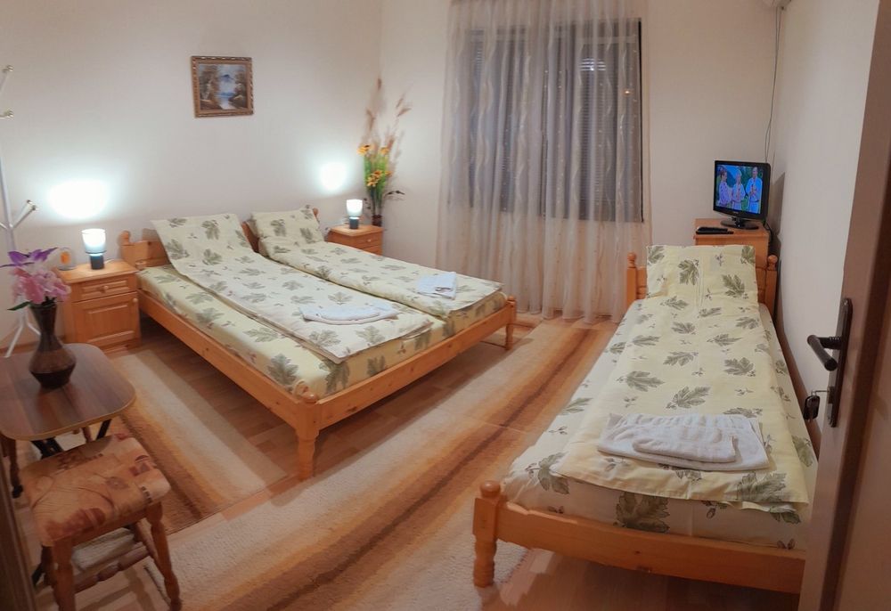 Продава се къща в град Елена