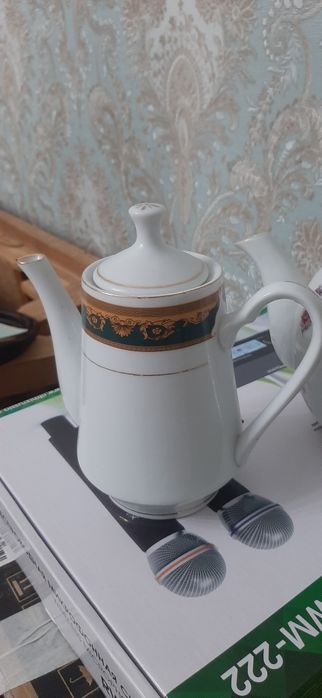Эл.чайник,бокалдар сатылады