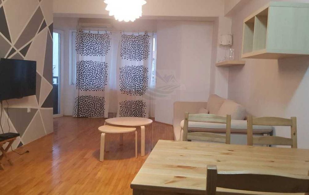 Дава се под наем Тристаен апартамент в Пловдив, Кършияка - 89 кв.м за 321.3 € - Снимка #1