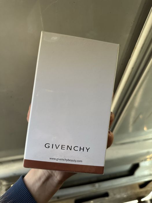 Givenchy pi edt