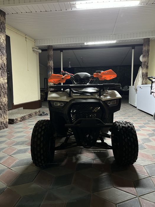 Продам квадрацикл в хорошом состояние  проблем нет