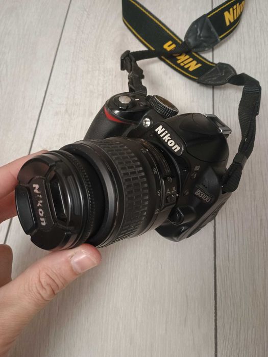 Vand DSLR NIKON D3100 ORIGINAL, pentru piese, este DEFECT !!