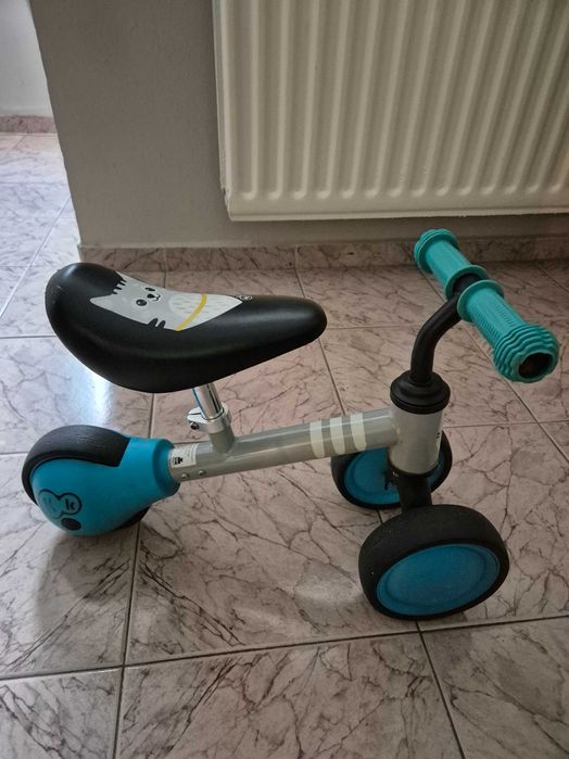 Детски дървен куб и баланс колело