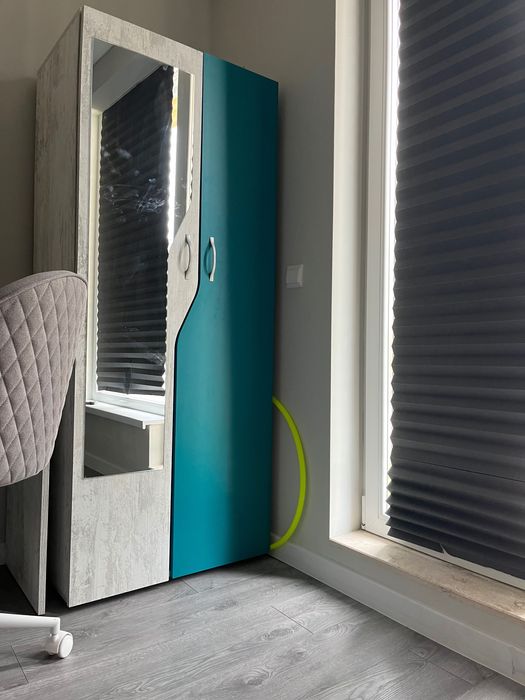 Детска стая ,лелгло,матрак,гардероб,ракличка.