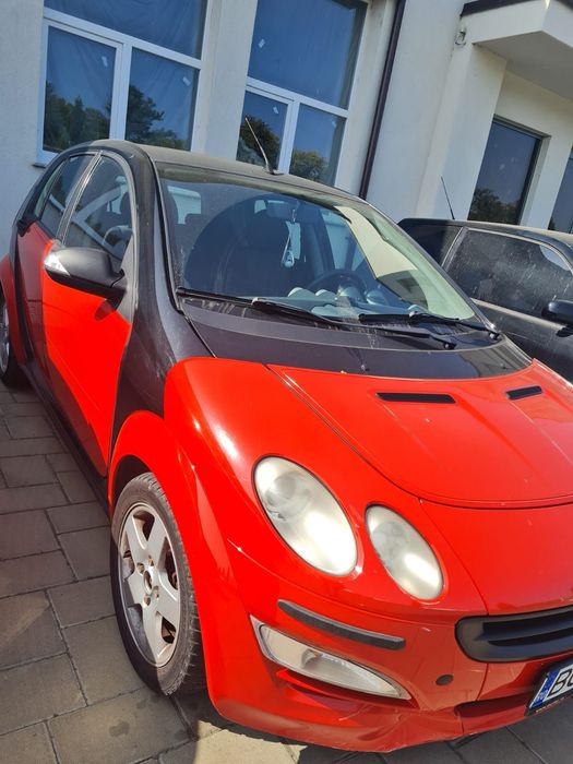 Mașina Smart Forfour