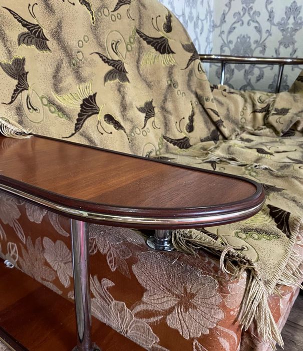 Продам угловой диван не дорого