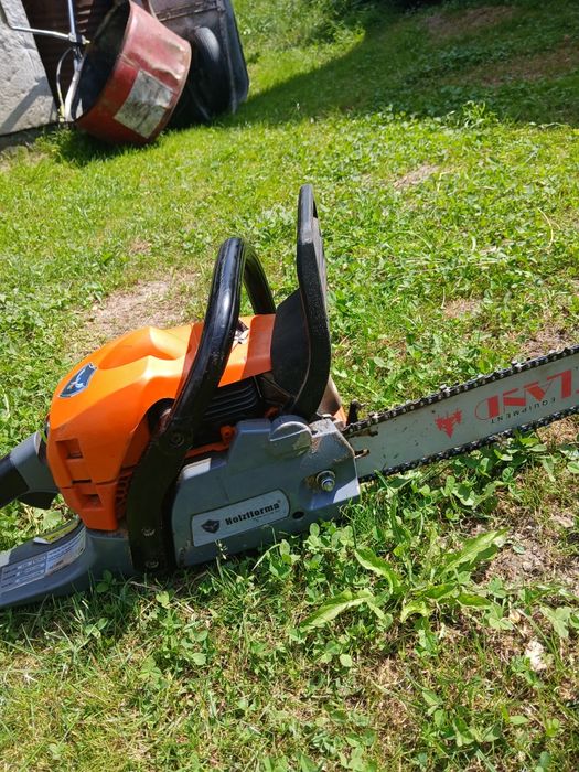 Vând drujbă holtzforma G382