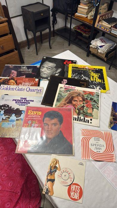 Стари грамофонни плочи