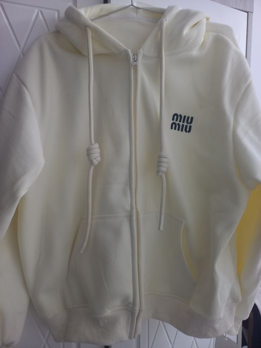 Продаётся miu miu худи