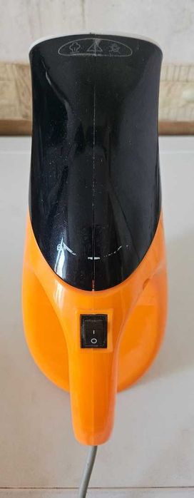 Отпариватель MIE Piccolo оранжевый 1200 Ватт