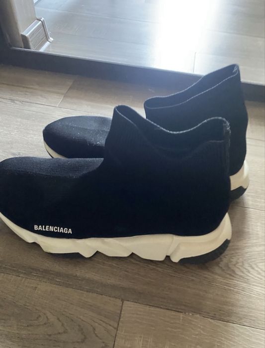 Balenciaga speed traines