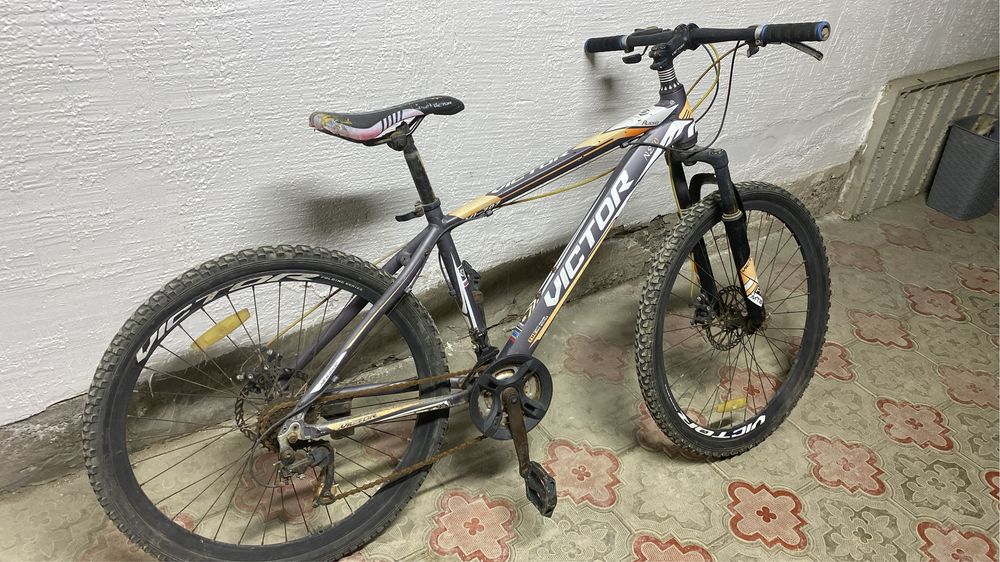 Продам велик срочно