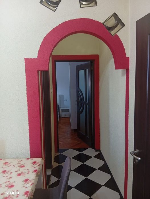 Apartament 3 camere in Gradiste