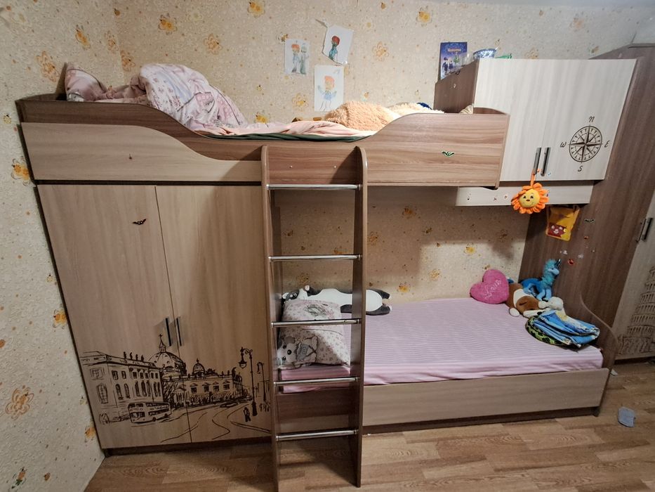 Кровать. Двухярусная.