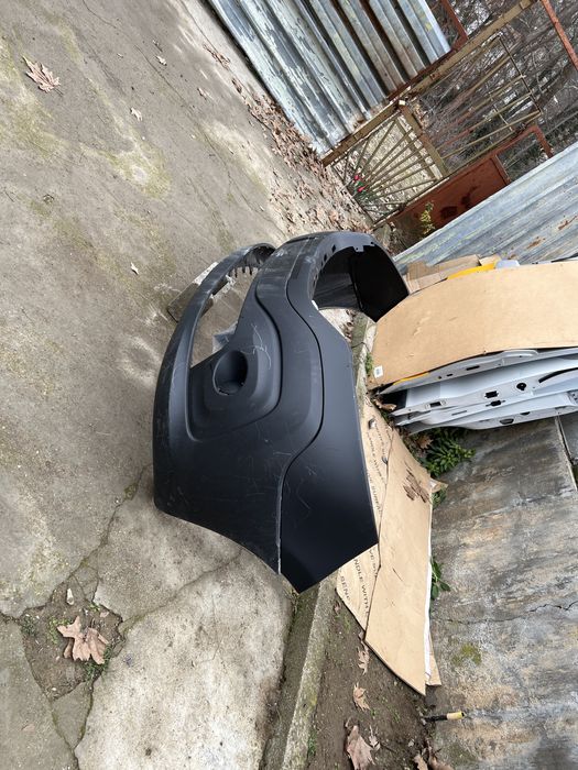 Renault Trafic 2021 предна броня