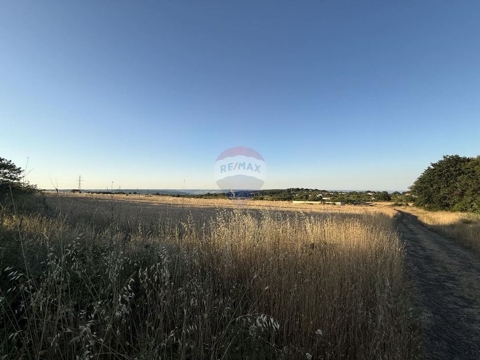 Парцел с потенциал за продажба,  м-т Перчемлията, гр. Варна, Я.И.